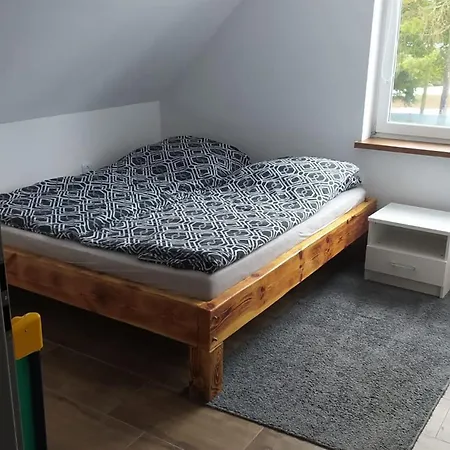Dom Letniskowy Nad Jeziorem Sasek Wielki * Kobylocha